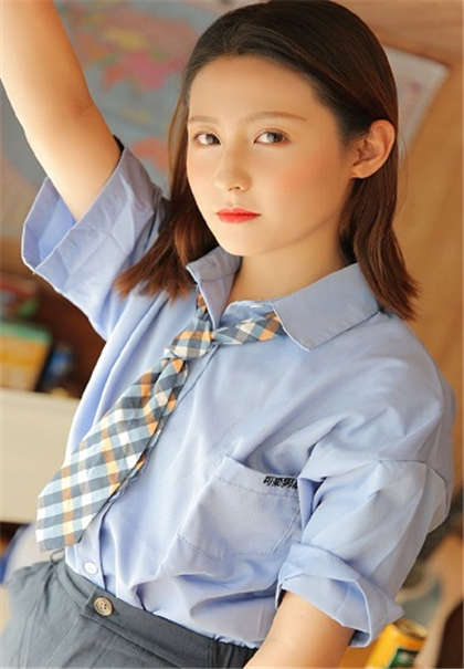 公交车一接一个被轮-张瑞许婉仪1_两性关系