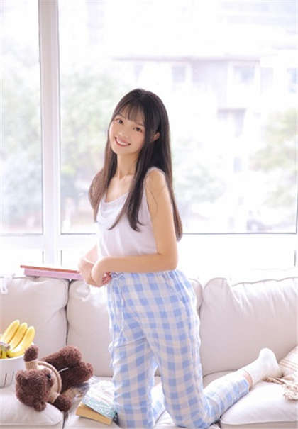 男女淫乱-高潮迭起前后夹攻_两性关系