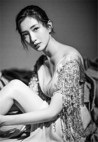 看了能让人下面湿的小黄文-来自小黄文届雌雄双煞_两性关系