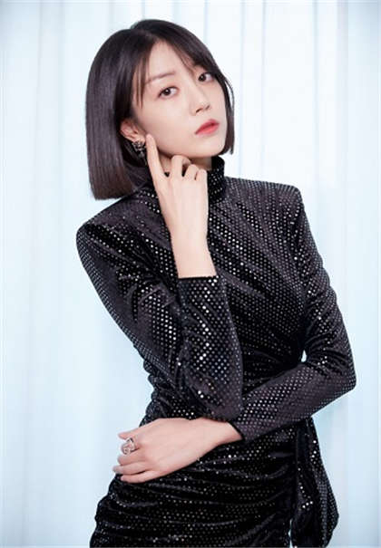 好深好疼别顶了-我被3个男人玩到喷潮_两性关系