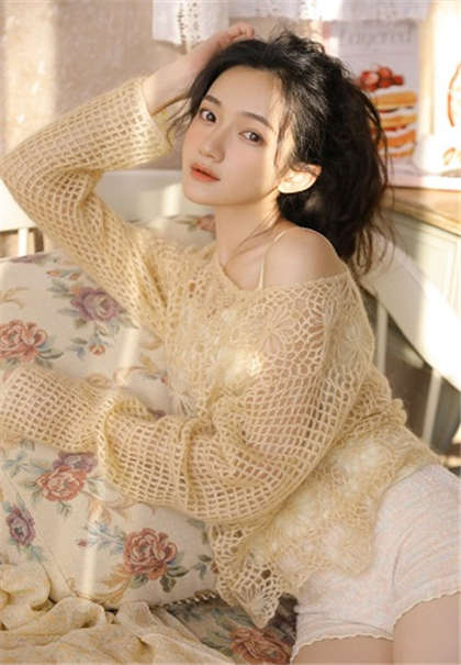 在被老外强要-在教室里看小黄文_两性关系