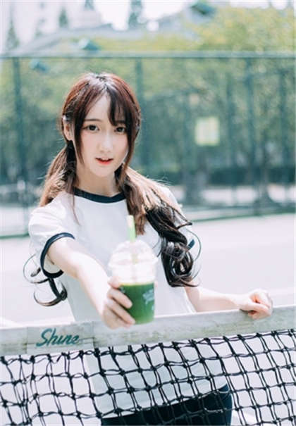 同桌上课脱我内裤小黄文-老师你的臀好大_两性关系