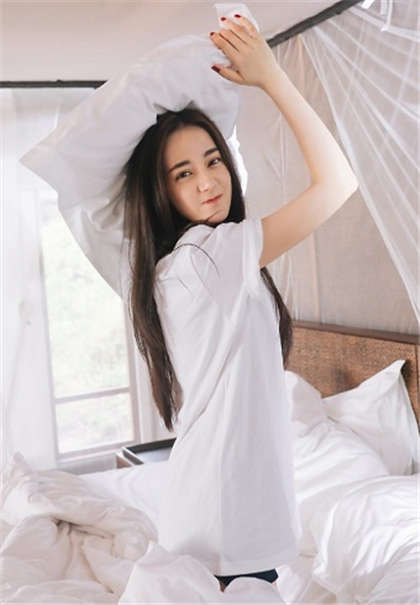 女的下面流水的小黄文-我吃她淫水_两性关系