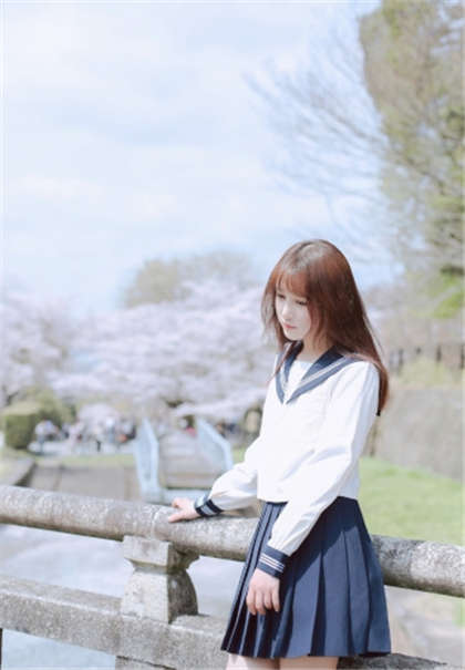 塞东西在下面-你的奶水好多吸的好爽竹_两性关系