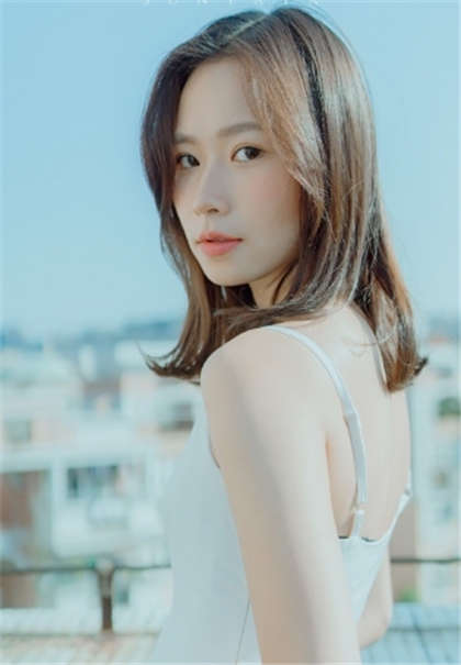 三个人轮流嗯…啊…-地铁上摸到出水小说_两性关系