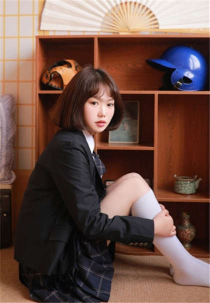 在学校教室做的污事-强行挺进她体内_两性关系