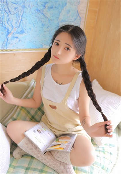 女的下面流水的小黄文-我吃她淫水_两性关系