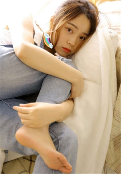 和狗一起做的污文-被五六个教练轮_两性关系