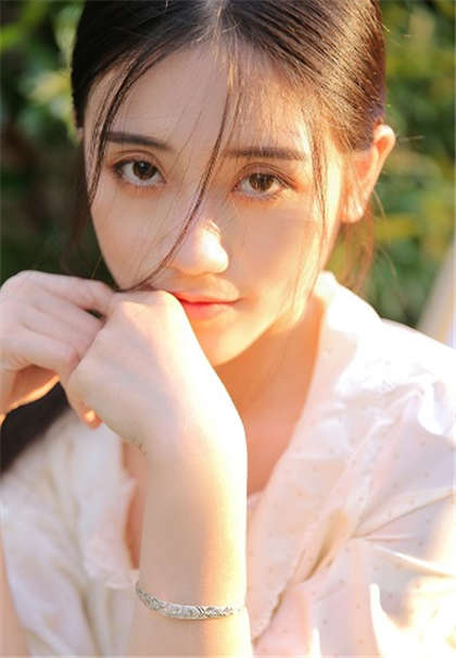 穿越小黄文之后-yin荡的我被一群老外_两性关系