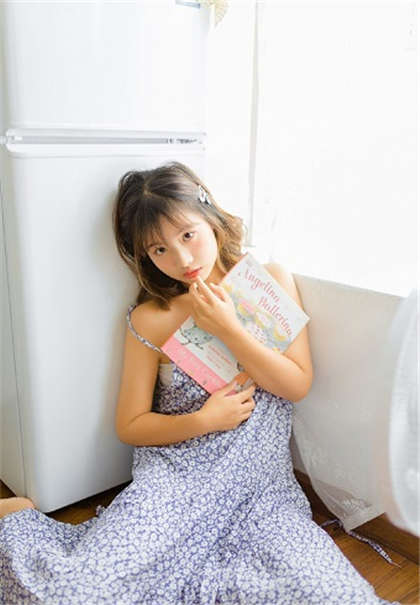 黄文污污-中学生教室偷食禁果_两性关系