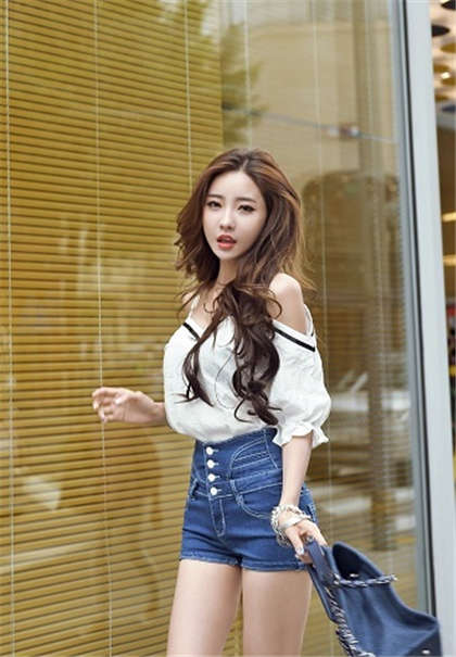 超污小说揉捏奶-干美女喊老公我还要_两性关系