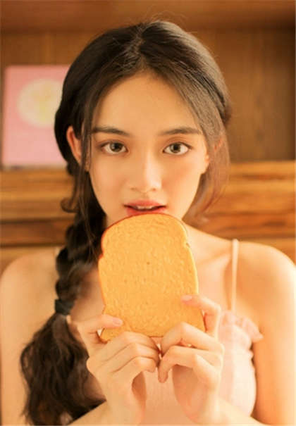 被男同桌摸吸奶-雪瑶高干np荷_两性关系