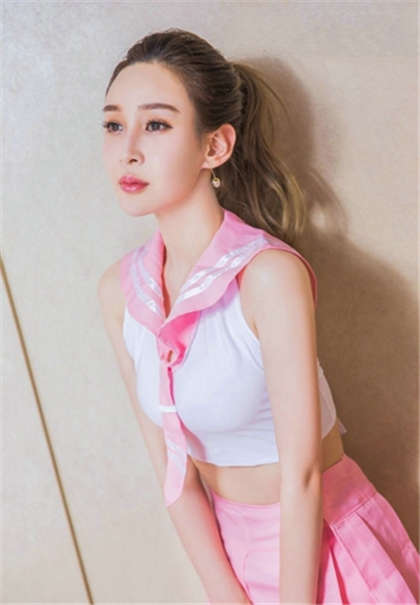 一上来就黄的书-昨晚约了一个男的好大_两性关系