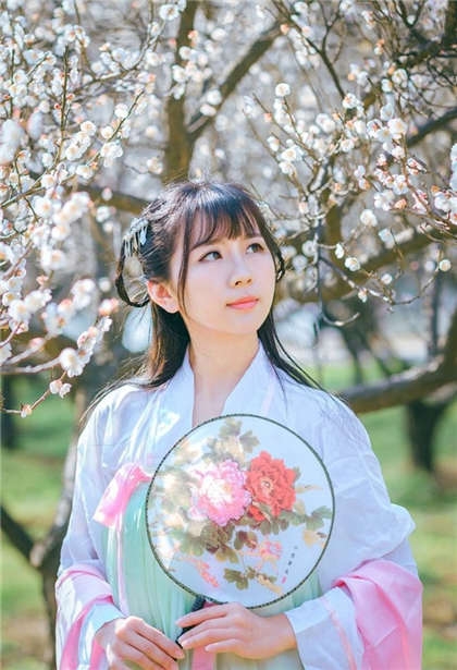 公交车上被轮流经历-当我女朋友说想要再深一点_两性关系