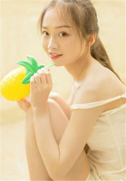 蔡徐坤小说-性感同事浴室里主动献身_两性关系