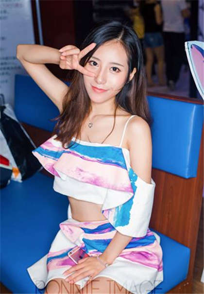 好深好疼别顶了-我被3个男人玩到喷潮_两性关系