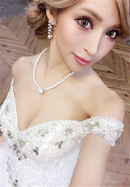 女的下面流水的小黄文-我吃她淫水_两性关系