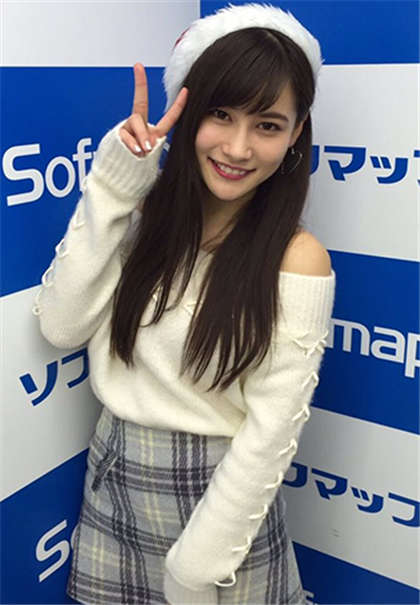 被两个男的吃奶了好爽-两人啪啪啪的细节_两性关系