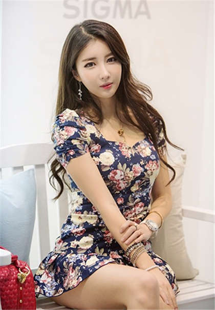 乱伦淫荡骚逼淫乱男女-男男高h肉文_两性关系