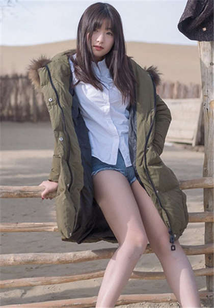 三个人轮流嗯…啊…-地铁上摸到出水小说_两性关系