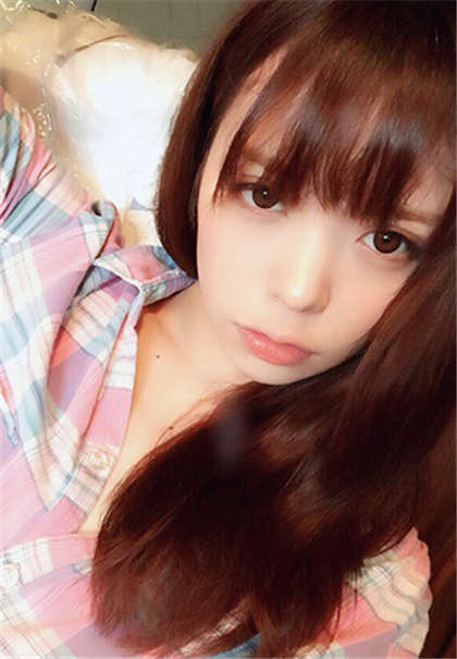 大奶 H文-校花同桌第一次好紧_两性关系