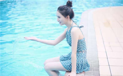 被同桌舔-小雄故事目录100_两性关系