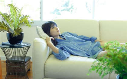 晚上看了会湿的黄文-半夜脱光玩车震高潮连连爽_两性关系