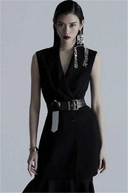 污短文-嗯嗯舔我花核舔弄奶头_两性关系