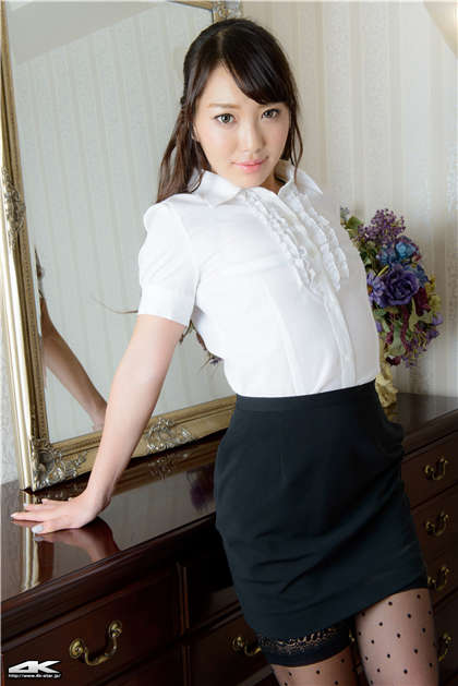 第一次细腻的三3p经历-校花被轮玩小说_两性关系