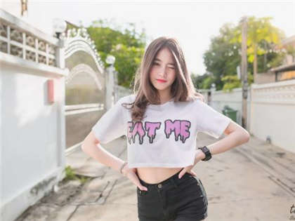 超级污的故事很详细-村长一晩上吃了我_两性关系