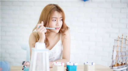 脏胀聚乐部-很黄污到湿的小故事_两性关系