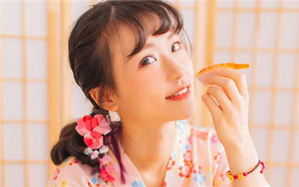 黄色文章嗯~啊~-我把小芳开了苞_两性关系