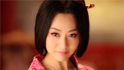 两人在做污污的事-拥挤公交车小黄文_两性关系