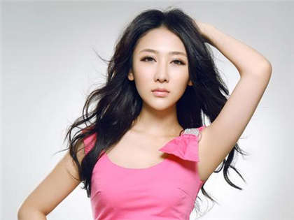 姐弟乱论-少爷惩罚丫鬟往下面塞东西_两性关系