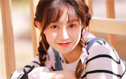 黄得让人湿的小说-把逼张开往里捅_两性关系