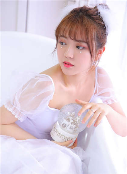 很肉很黄系列小说-淫荡少妇白洁_两性关系