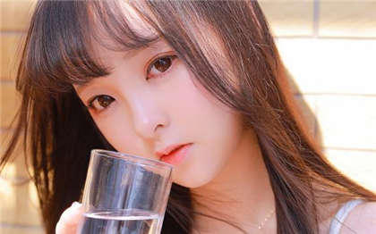 快点里污污的小说-黄文水多肉多文章_两性关系