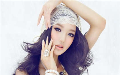 被老外强系列小说-床上缠欢描写细致片段_两性关系