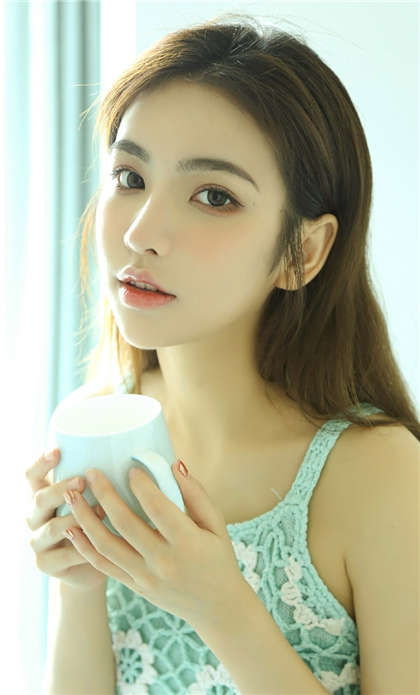 嗯,用力,嗯啊-同桌你下面好紧好湿_两性关系