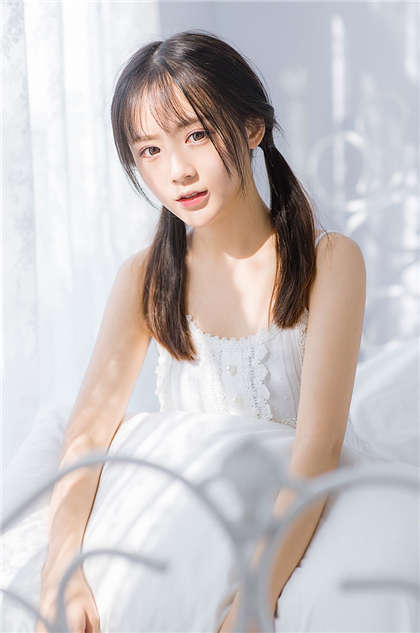 京子安东-看了大概十分钟的黄色小说_两性关系