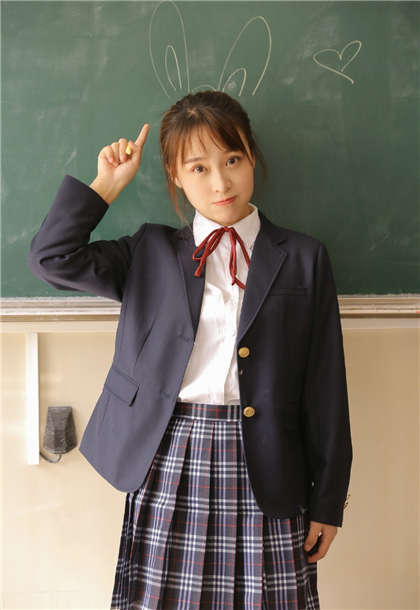 又污又黄的细节短文-女神在老头胯下沉沦的小说_两性关系