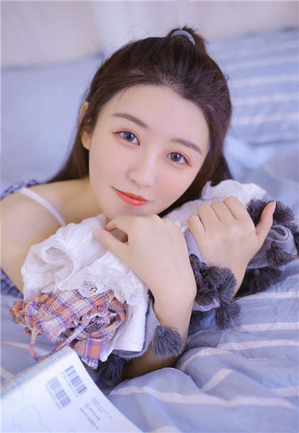 狠狠的挺进她的花缝-高潮连连_两性关系