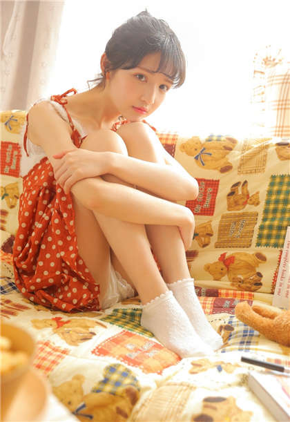 被男人摸奶然后用大机巴插入-操的她欲仙欲死18p_两性关系