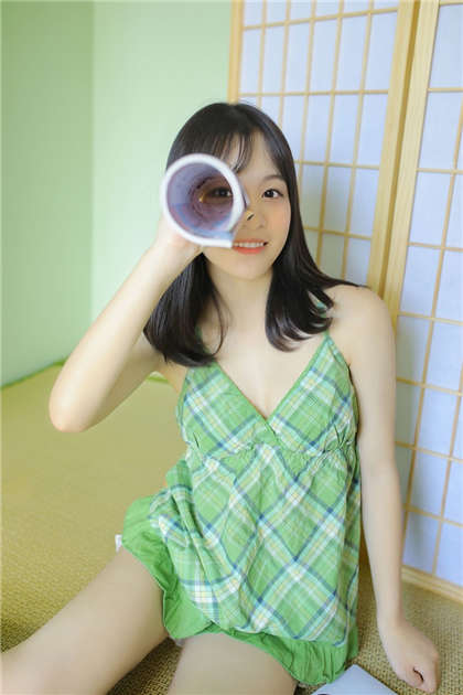 大尺度小文章-老师在教桌上舔我_两性关系