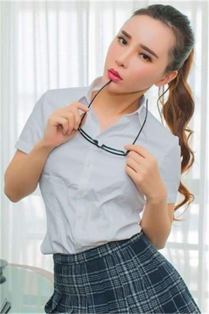 男女之间刺激的小说-续写之美腿校花_两性关系