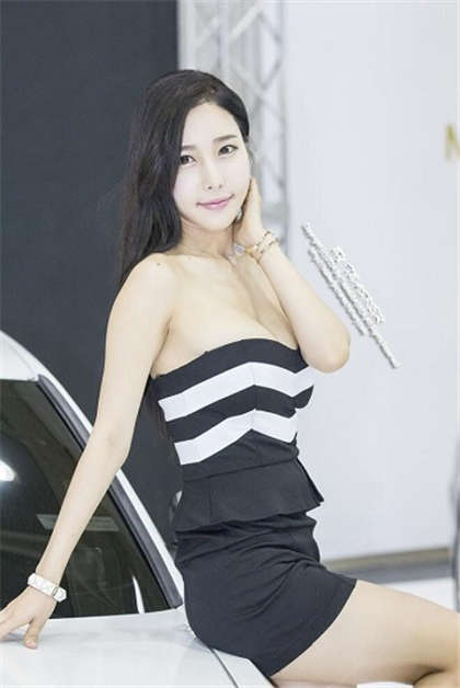 很黄很肉很暴的短文-别墅贵妇好_两性关系