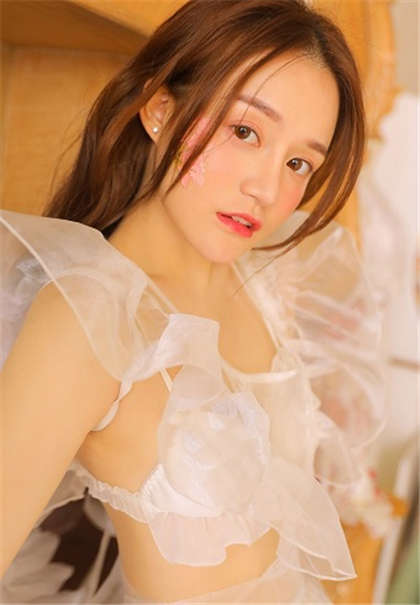 床戏描述得很细的小说-每章都有肉女尊_两性关系