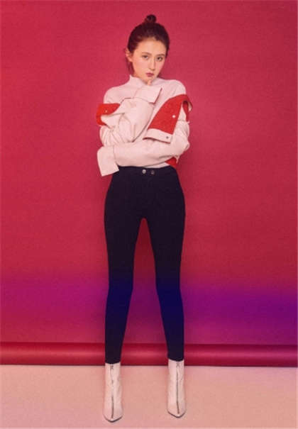 啊用力啊深点快快点-我胯下的班主任老师_两性关系