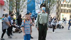 特朗普再为 10 个州批准紧急状态声明