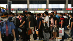 伊朗外交部谴责美国干涉内政 警告将果断回应任何侵略